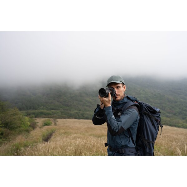 Sony Sony ILCE-7M5 Alpha 7 V · DEALBYTE · vista 6